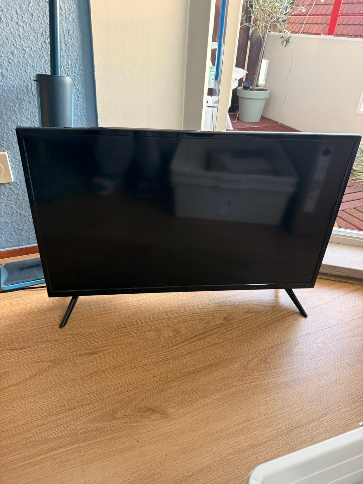 Tv van merk OK, 50 Hz, Zo goed als nieuw, 100 cm of meer, Ophalen