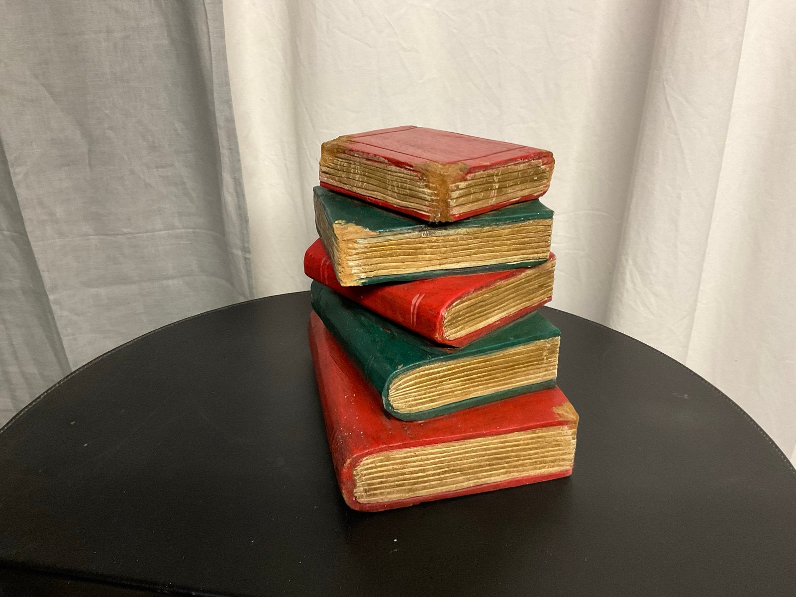 Decoratieve houten boekenstapel - Rood en Groen, Ophalen of Verzenden