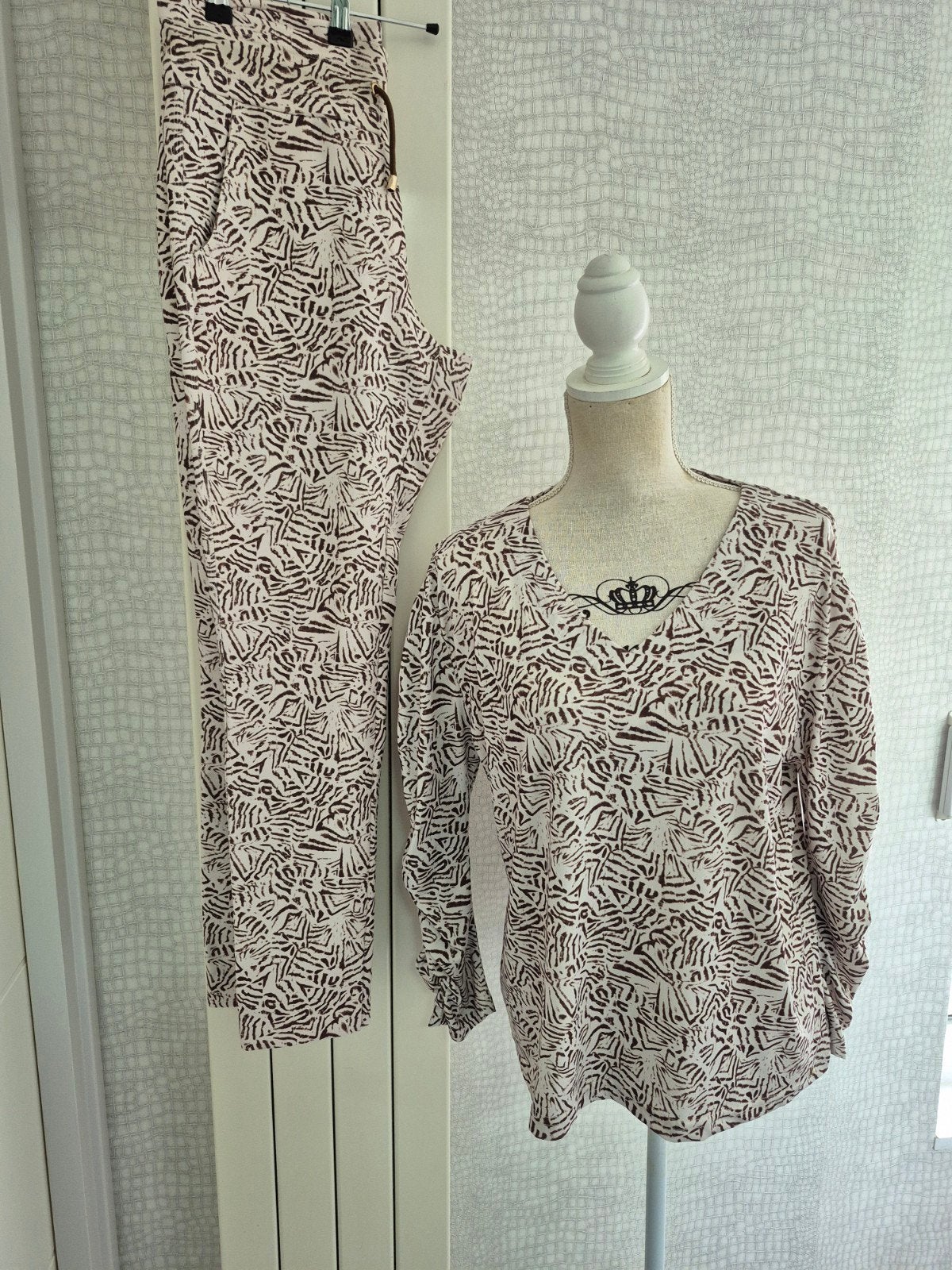 Maicazz & Zizo Set: Shirt (XXL) & Broek (40) Beige/Bruin, Beige, Maat 42/44 (L), Ophalen of Verzenden, Korte mouw