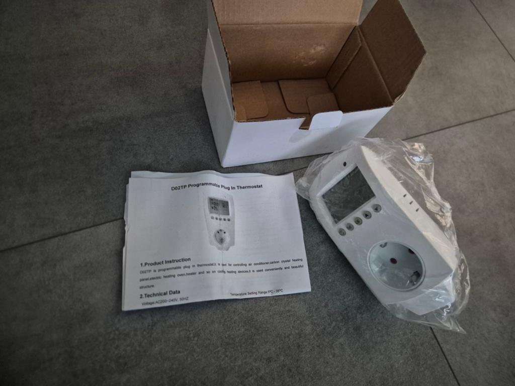 D02TP Programmeerbare Stekker Thermostaat - Nieuw, Ophalen of Verzenden, Slimme thermostaat, Nieuw