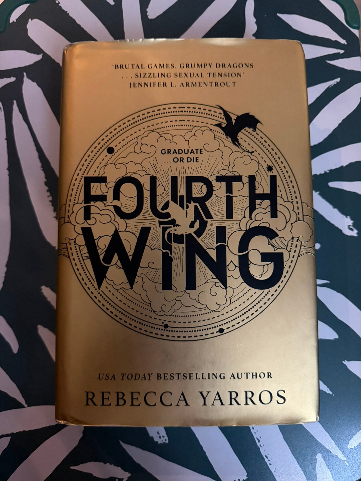 Fourth Wing hardcover Rebecca Yarros, Ophalen of Verzenden, Zo goed als nieuw