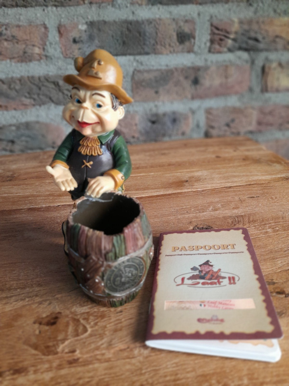 Efteling beeldje laaf jaar 1999 in nieuwe staat zonder gebre, Verzamelen, Ophalen of Verzenden, Zo goed als nieuw, Beeldje of Poppetje