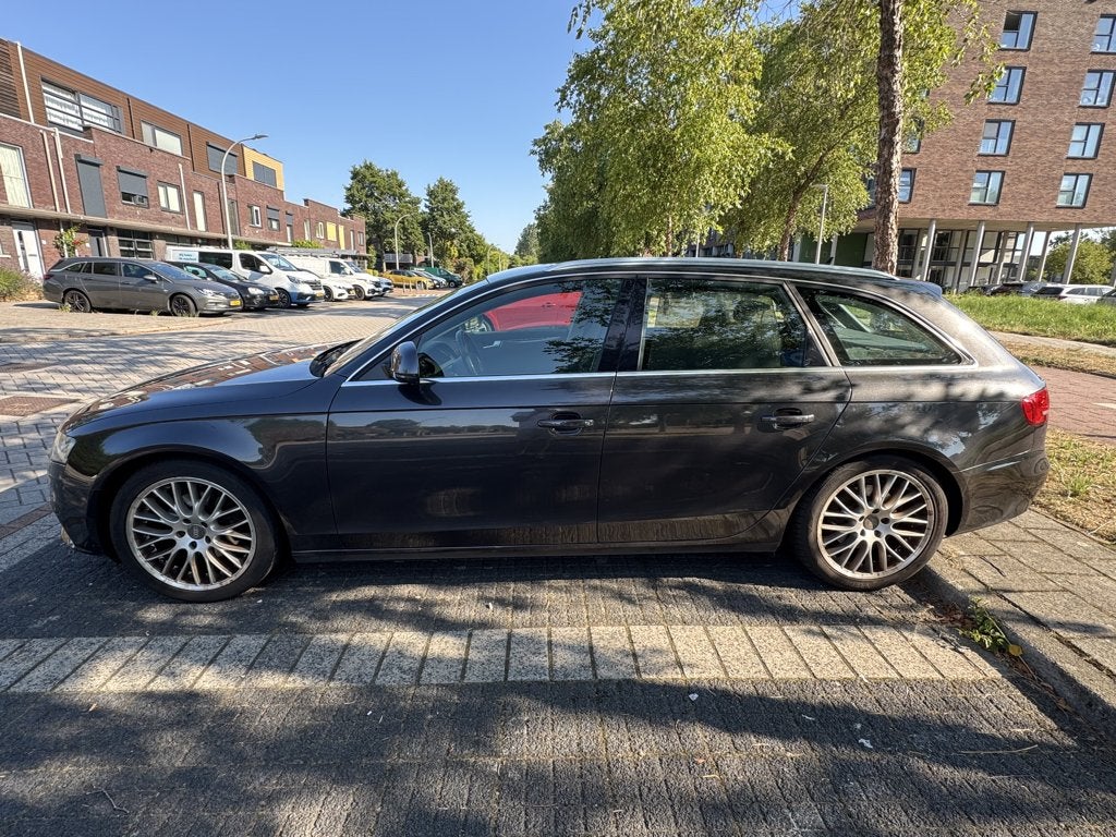 Audi A4 1.8 Tfsi 88KW Avant 2009 Grijs, Auto's, Audi, Voorwielaandrijving, Stof, 4 cilinders, 14 km/l