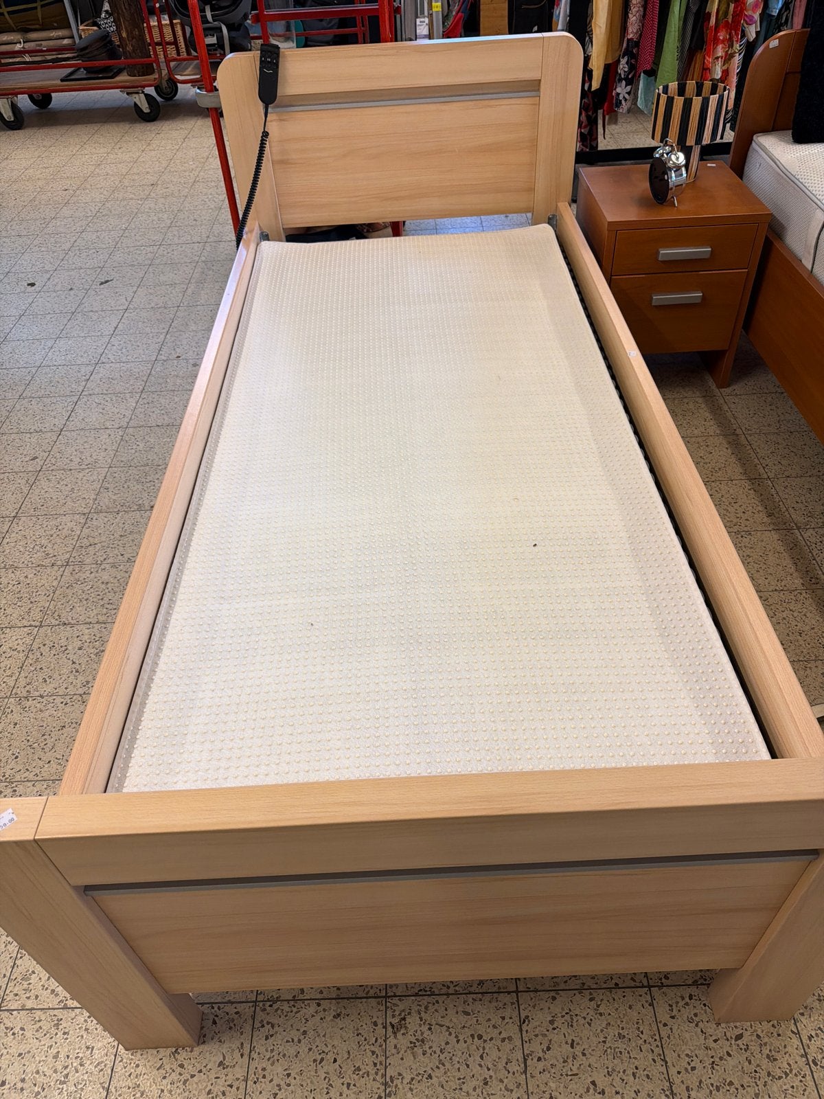 Verstelbaar Eenpersoonsbed - Hout, Zo goed als nieuw, Ophalen, Verstelbaar, 90 cm, Timbergeweg 10
