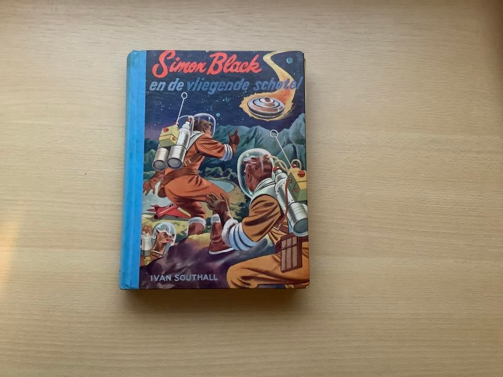 Simon Black en de vliegende schotel. Door Ivan Southall 1955, Ophalen of Verzenden, Gelezen