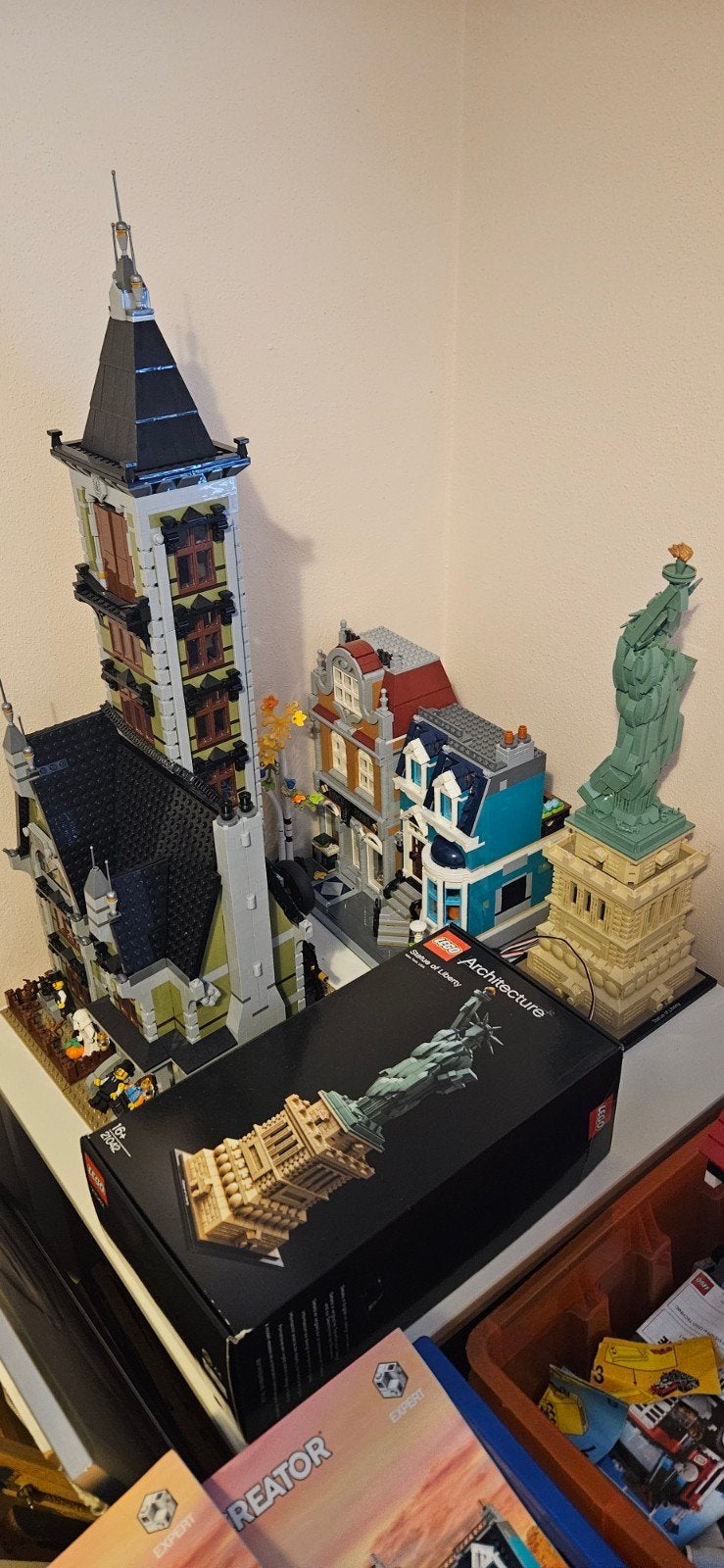 lego van 40 jaar oud tot 2023, Ophalen, Zo goed als nieuw, Groter dan 1:32
