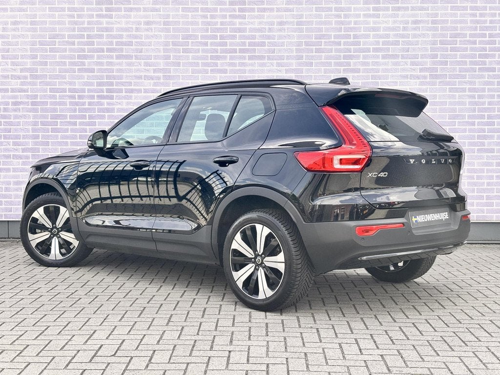 Volvo XC40 Recharge Core 70 kWh | Cruise Control | Stoel-/St, Auto's, Volvo, 12 maanden, Stof, Gebruikt, Zwart