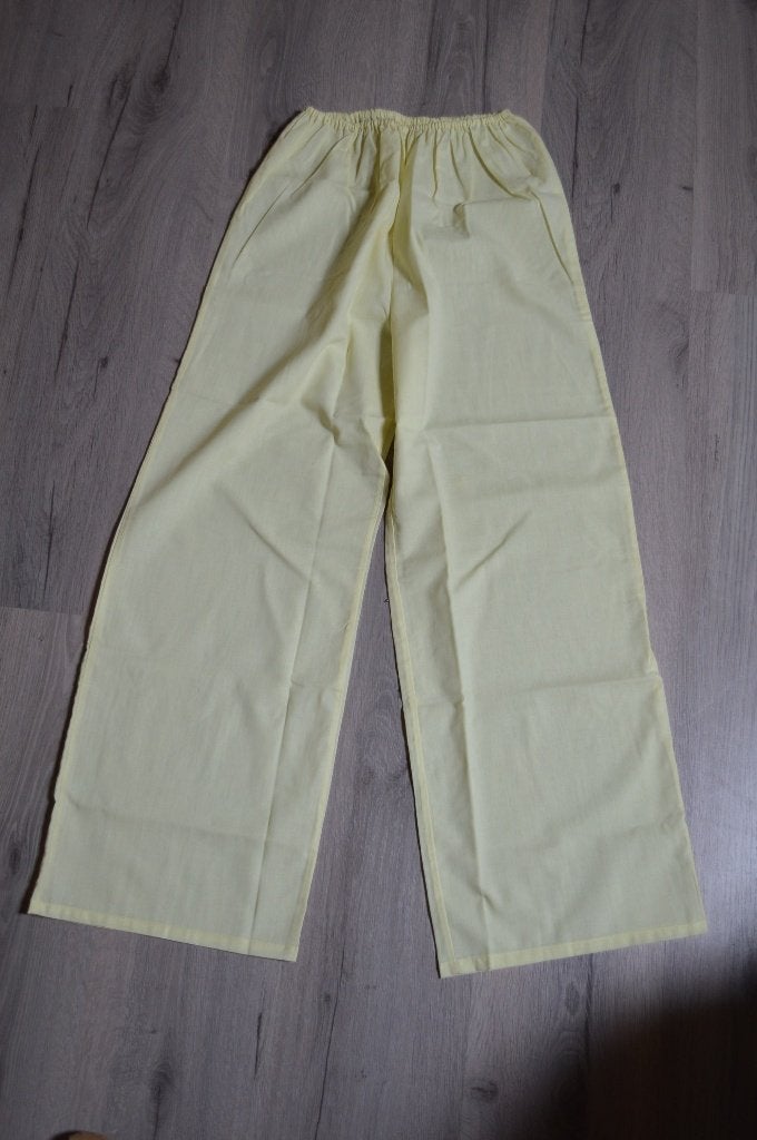 Vintage gele pyjama maat M, Kleding | Dames, Ophalen of Verzenden, Maat 38/40 (M)