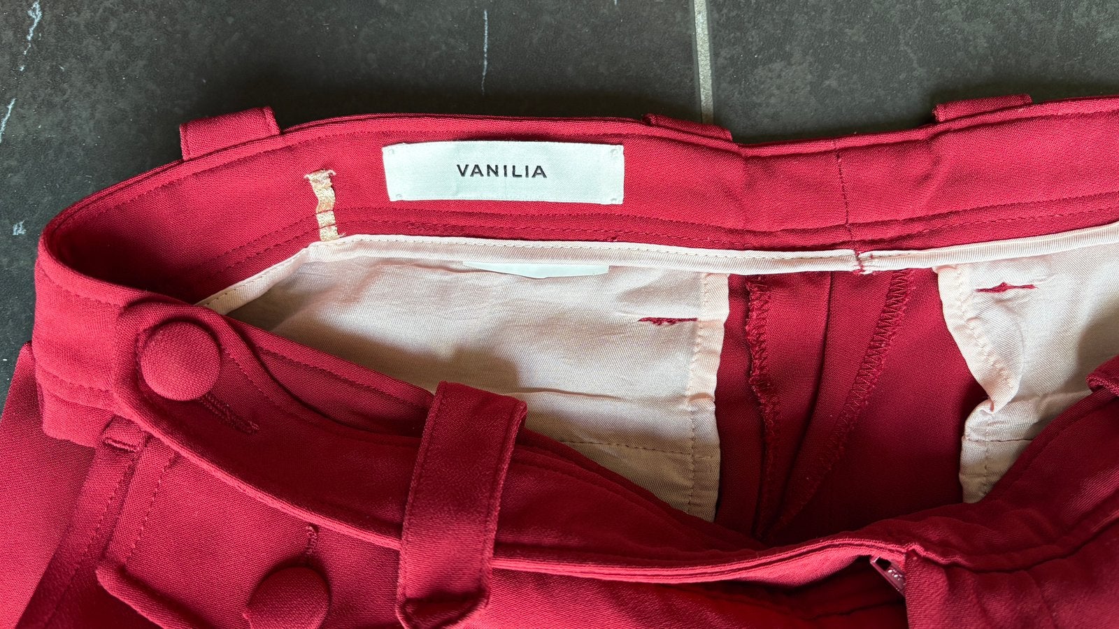 Vanilia bordeauxrode broek maat 42, Maat 42/44 (L), Ophalen of Verzenden, Zo goed als nieuw, Lang