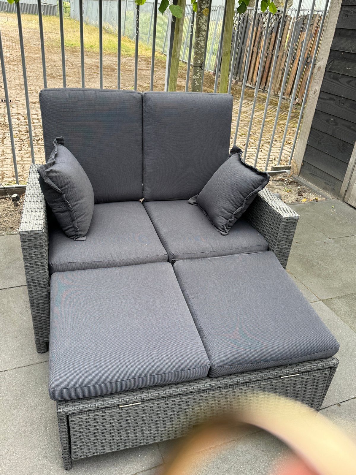 Hartman 2 zits zwarte loungebank en ligbed inclusief kussens, Kunststof, Gebruikt, Loungeset, Bank