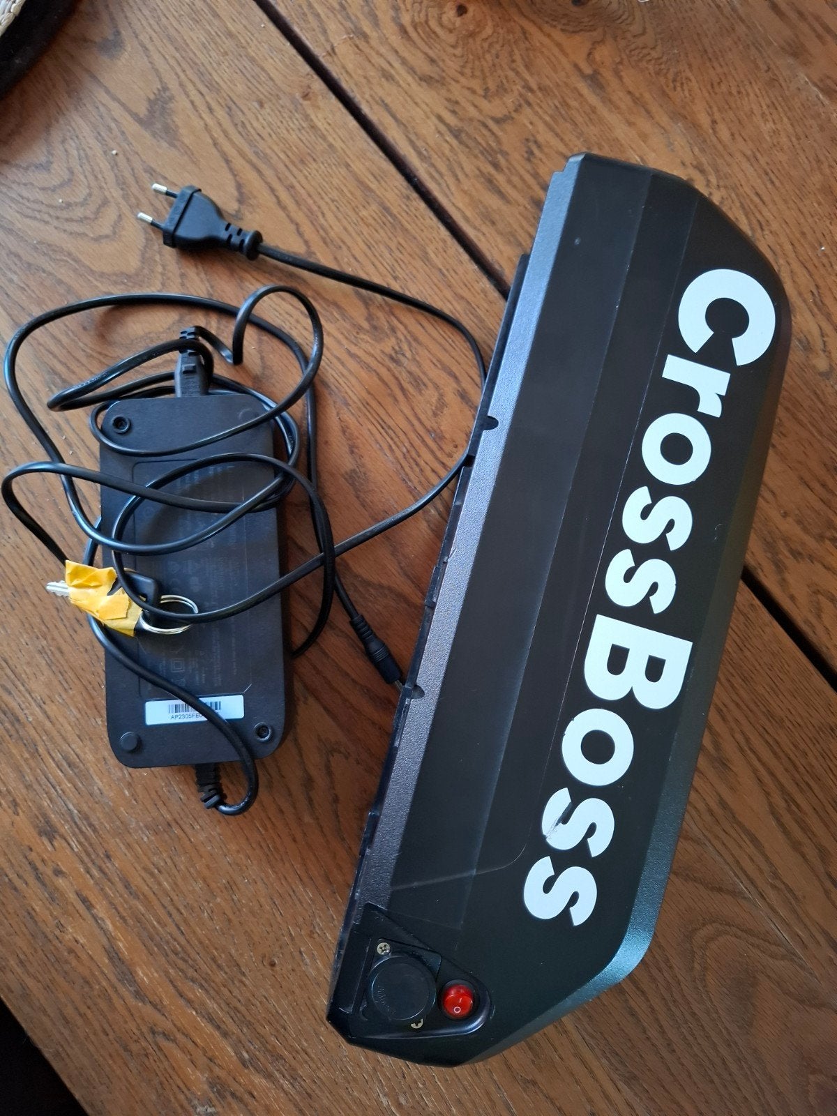 CrossBoss E-bike Accu met Oplader, Fietsen en Brommers, Gebruikt