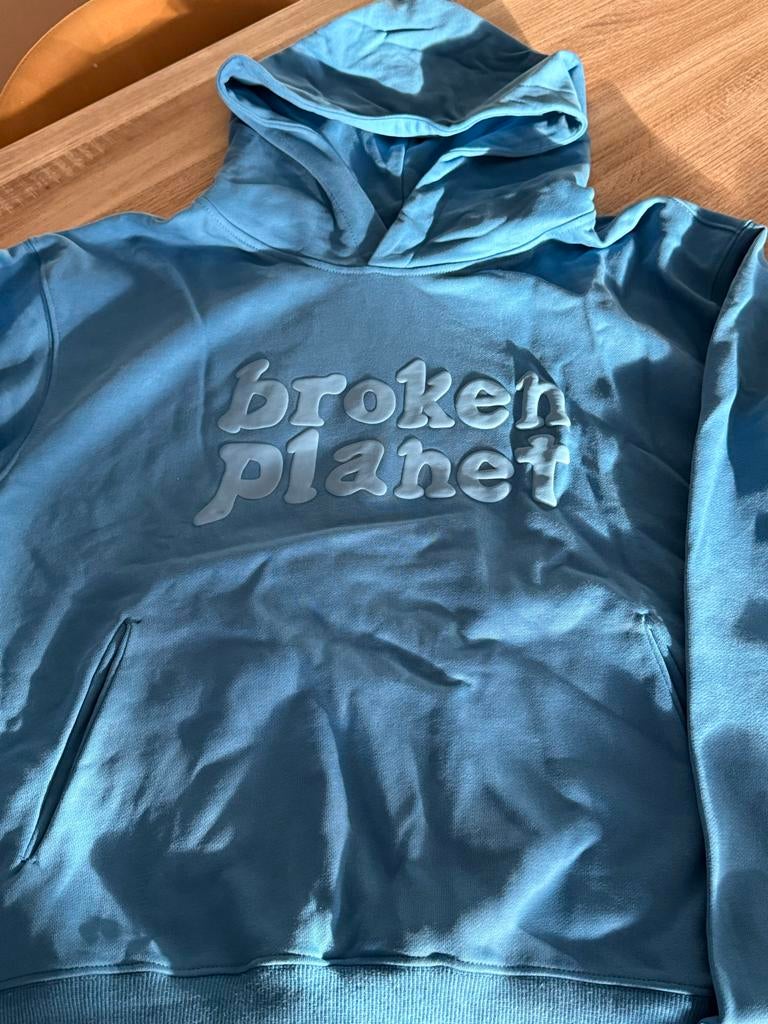 Broken Planet Hoodie - Lichtblauw met 3D-print, Ophalen of Verzenden, Nieuw, Blauw