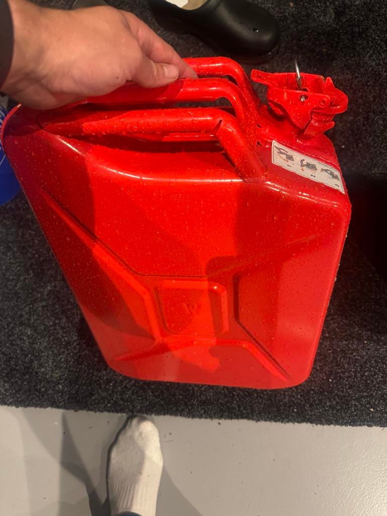 Rode jerrycan 20L - nieuw, Auto-onderdelen, Brandstofsystemen, Universele onderdelen, Nieuw, Ophalen