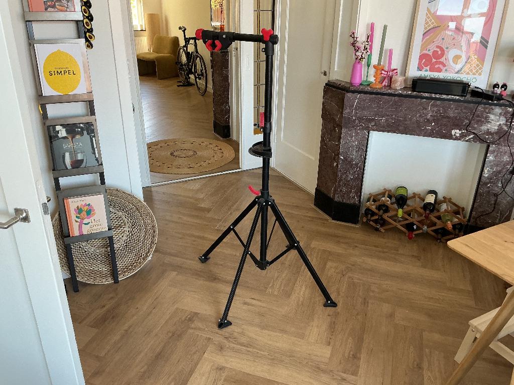 Montagestand fiets, Ophalen, Gebruikt