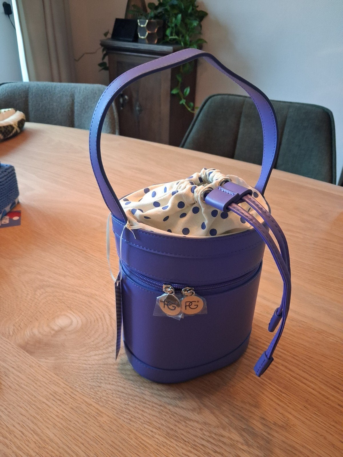 Tas van Pink Gellack en Emily in Paris, Sieraden, Tassen en Uiterlijk, Ophalen of Verzenden, Nieuw, Paars, Dame