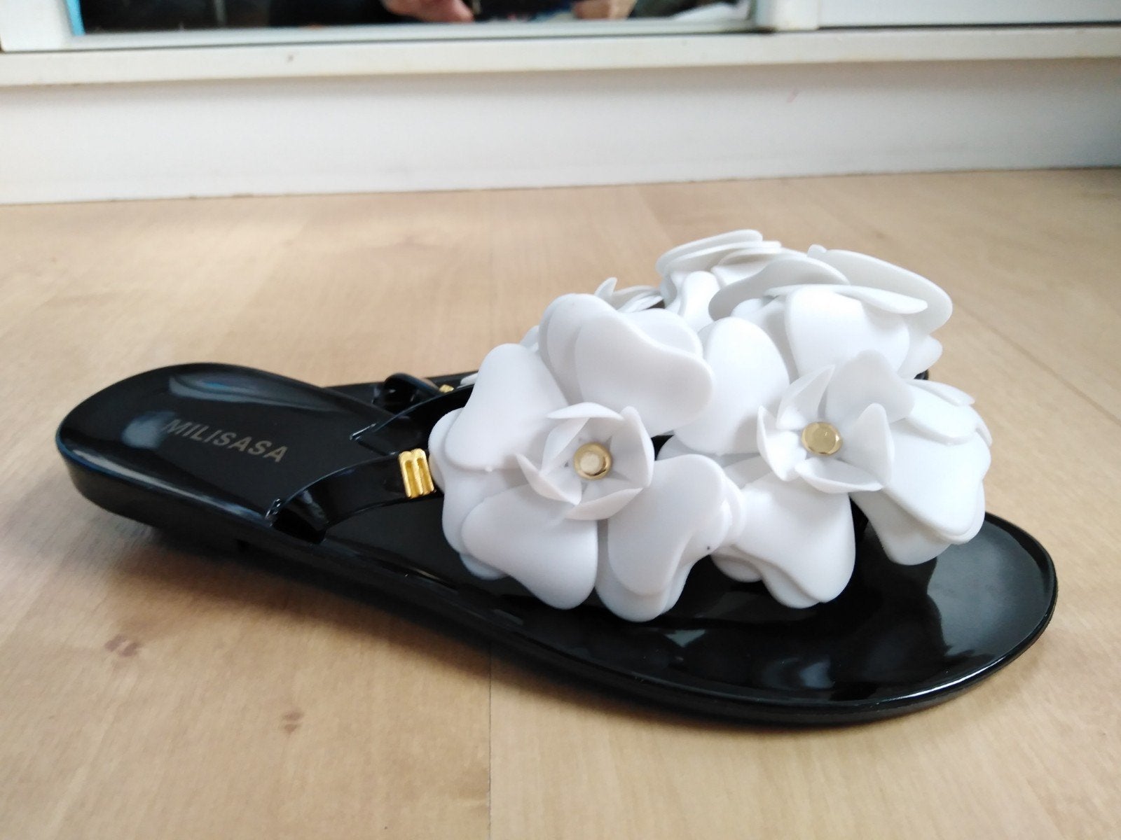 Slippers met bloemen, Slippers, Zwart, Nieuw, Ophalen of Verzenden