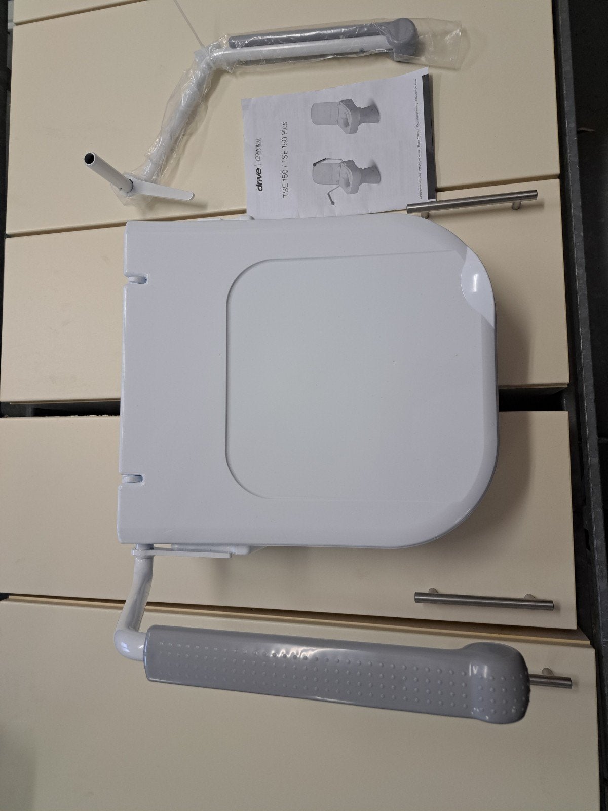 Toilet verhoger TSE 150, Ophalen, Zo goed als nieuw