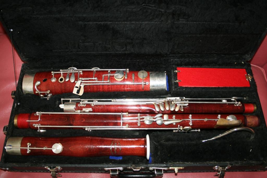 fagot amati artist, Muziek en Instrumenten, Blaasinstrumenten | Overige, Ophalen of Verzenden, Gebruikt, Houtblazer, Met koffer of draagtas