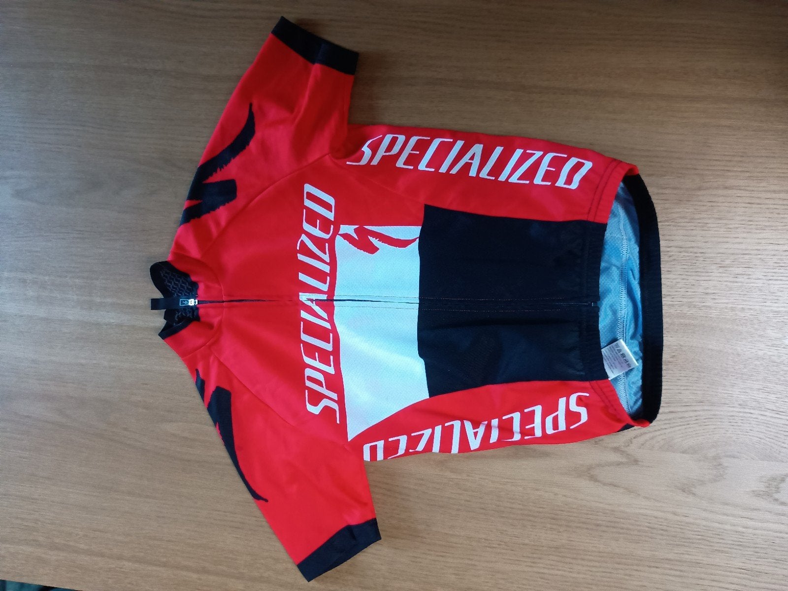 Specialized fiets shirt - rood/zwart - maat S (7-8 jaar), Specialized, Ophalen of Verzenden, Hardlopen of Fietsen, Maat 34 (XS) of kleiner