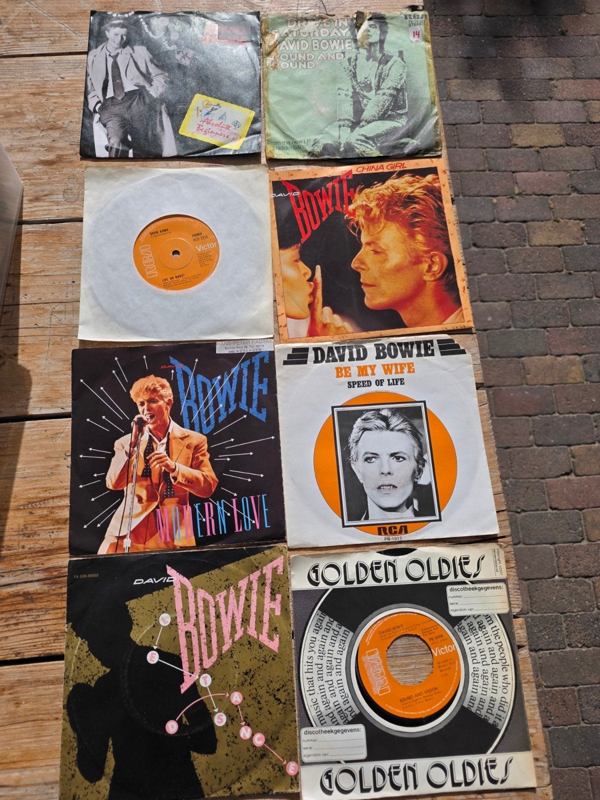 te koop  vinyl singles BOWIE DEPECHE MODE BEATLES EN AHA, Ophalen of Verzenden, Gebruikt, Overige formaten, Poprock