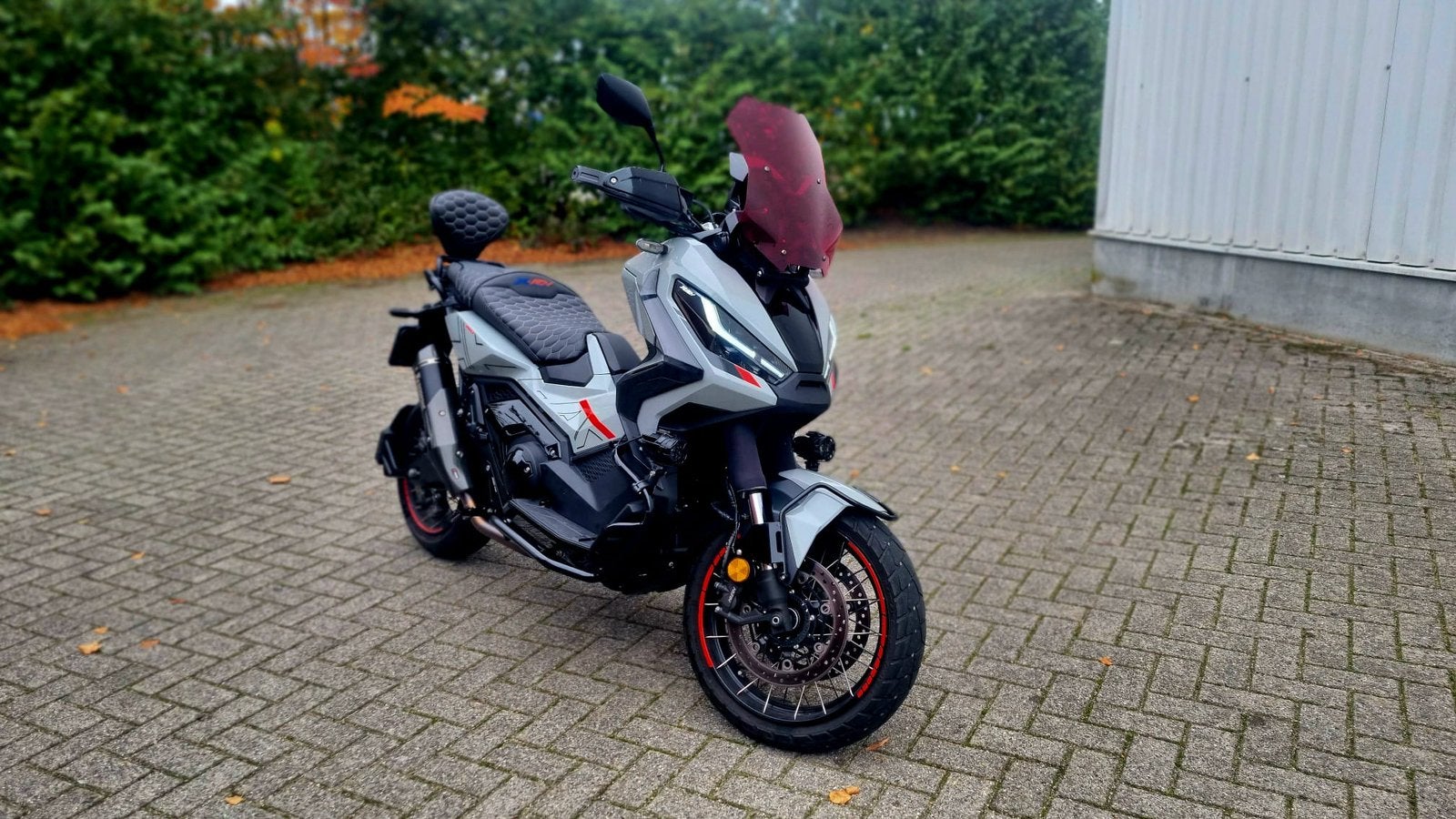 Honda X ADV 750 Akrapovic Special Edition uitlaat, Particulier, Scooter