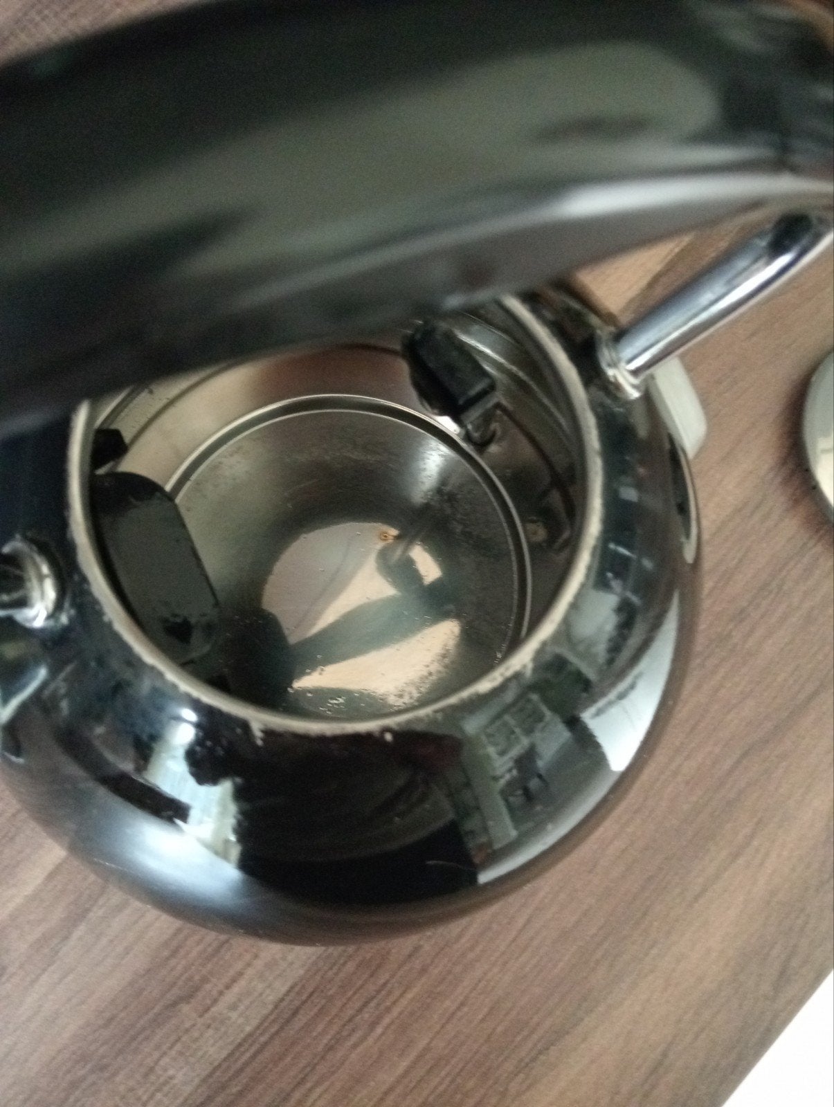 Bourgini waterkoker zwart - 1.7L, 1 tot 2 liter, Ophalen, Gebruikt, Draadloos