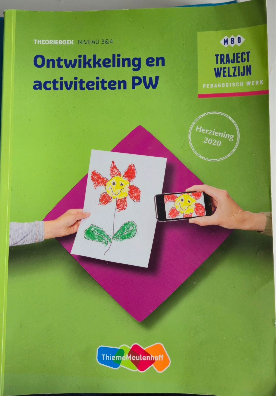 Ontwikkeling en activiteiten PW - Theorieboek MBO niveau 3&4, Boeken, Gelezen, ThiemeMeulenhoff, Ophalen of Verzenden, MBO
