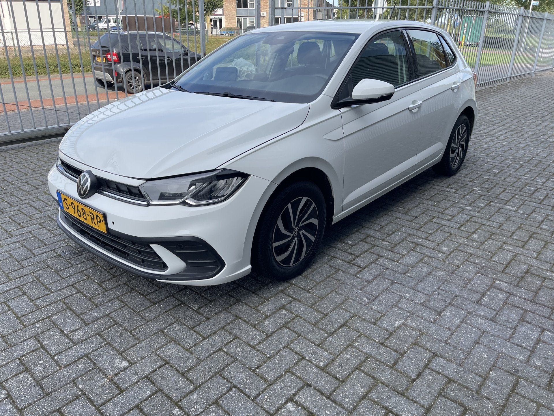 Volkswagen Polo 1.0 TSI Life (bj 2023), Auto diversen, Auto Elburg B.V., Volkswagen, Wit, Handgeschakeld