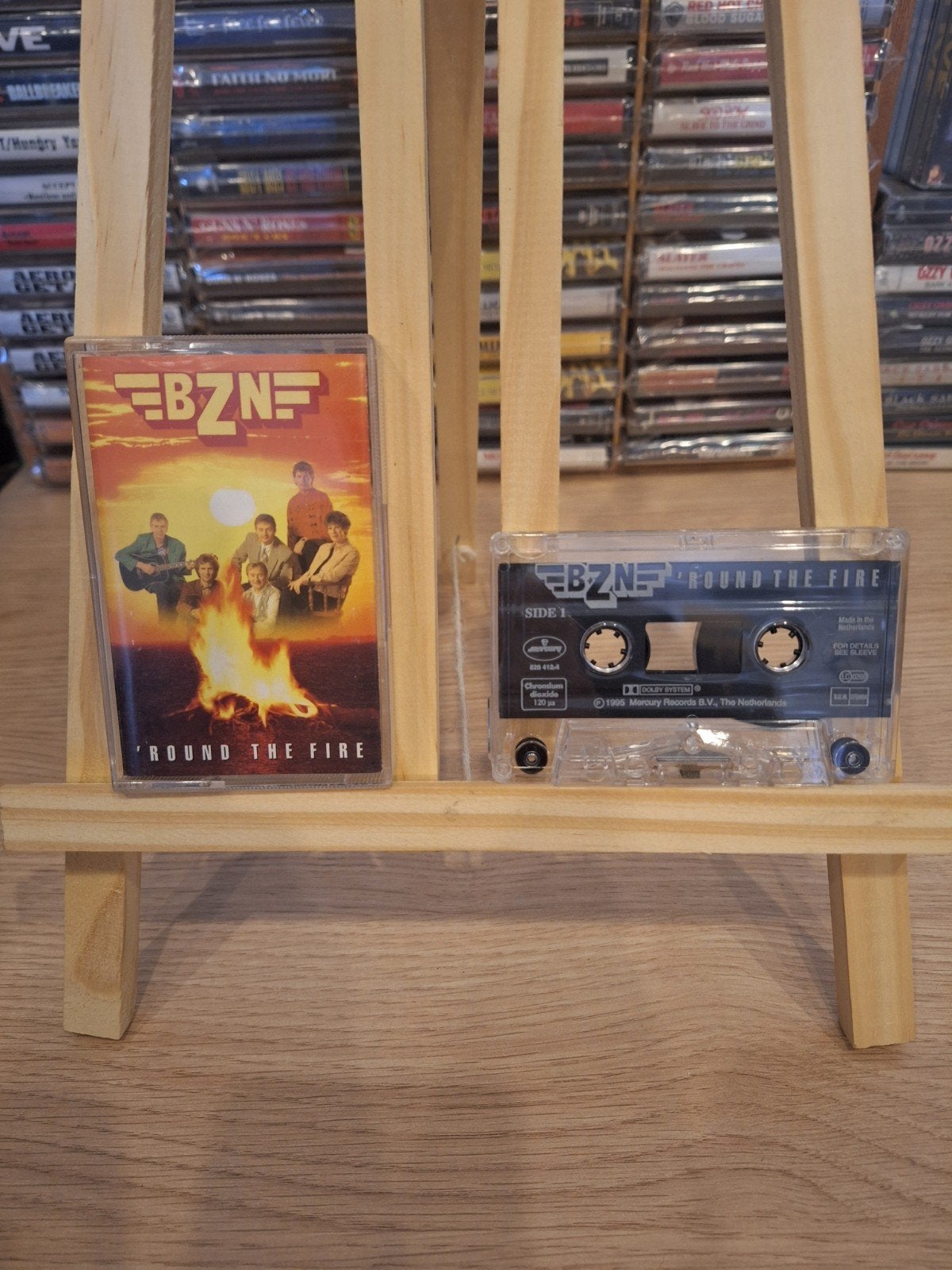 BZNS - 'Round the Fire' Cassette Tape, Cd's en Dvd's, Cassettebandjes, Gebruikt, 1 bandje, Ophalen of Verzenden, Origineel
