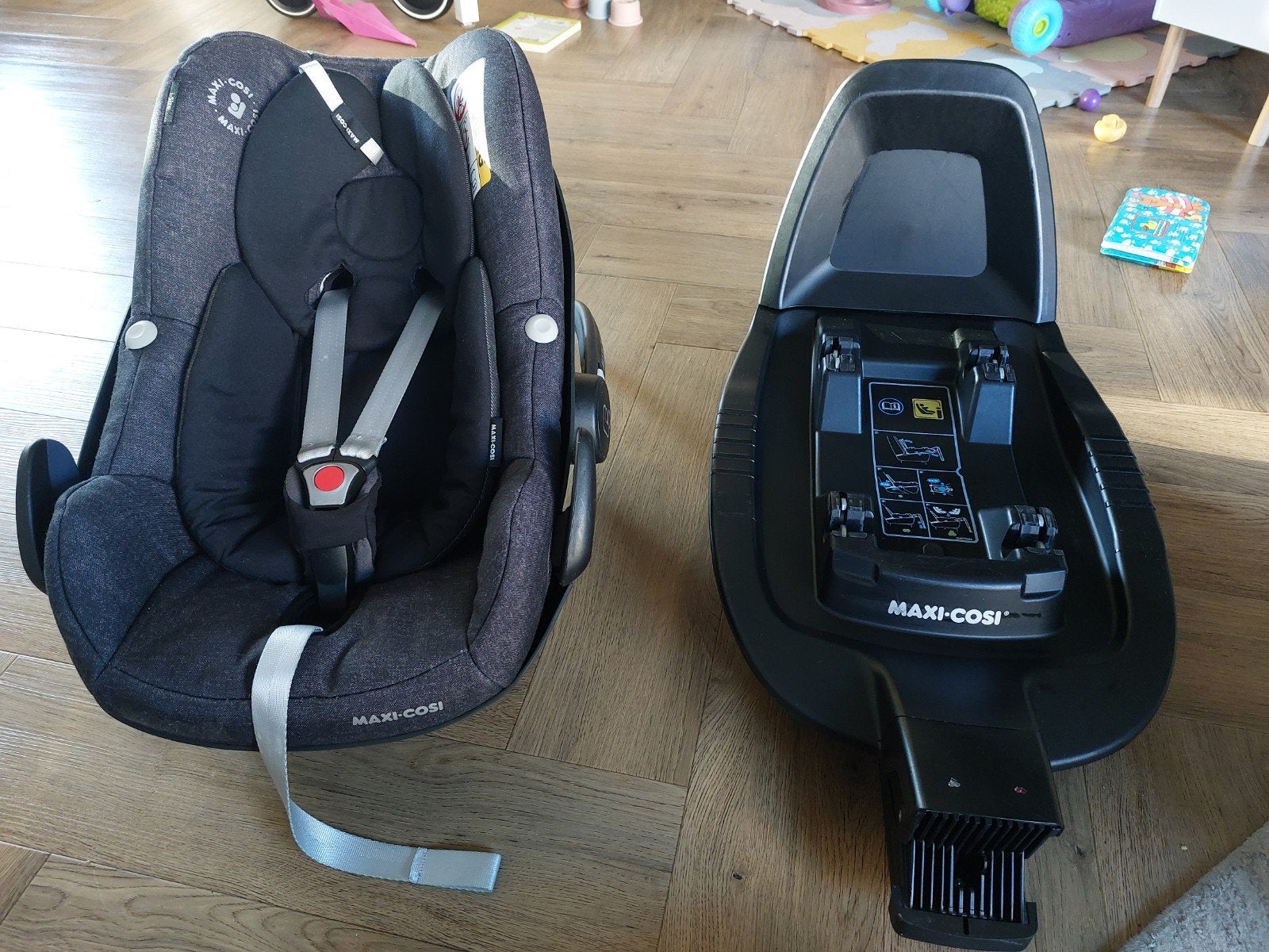 Maxi-Cosi Pebble Pro i-Size met FamilyFix2 Isofix base, Kinderen en Baby's, Autostoeltjes, Ophalen of Verzenden