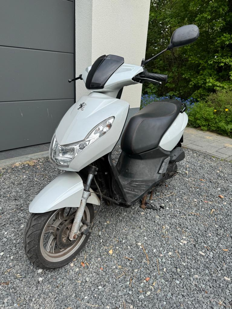 Nette Peugeot Kisbee Scooter uit 2010 - Blauw Kenteken, Fietsen en Brommers, Ophalen, Gebruikt, Overige modellen, Benzine