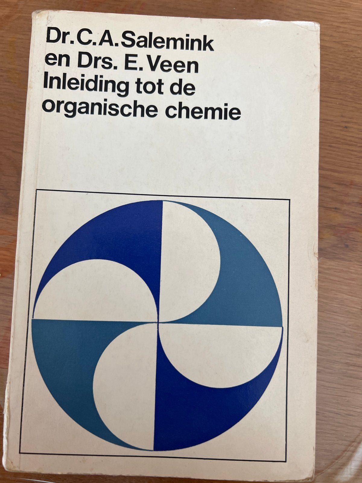 Inleiding tot de organische chemie - Salemink & Veen, Ophalen of Verzenden, Gelezen, Natuurwetenschap