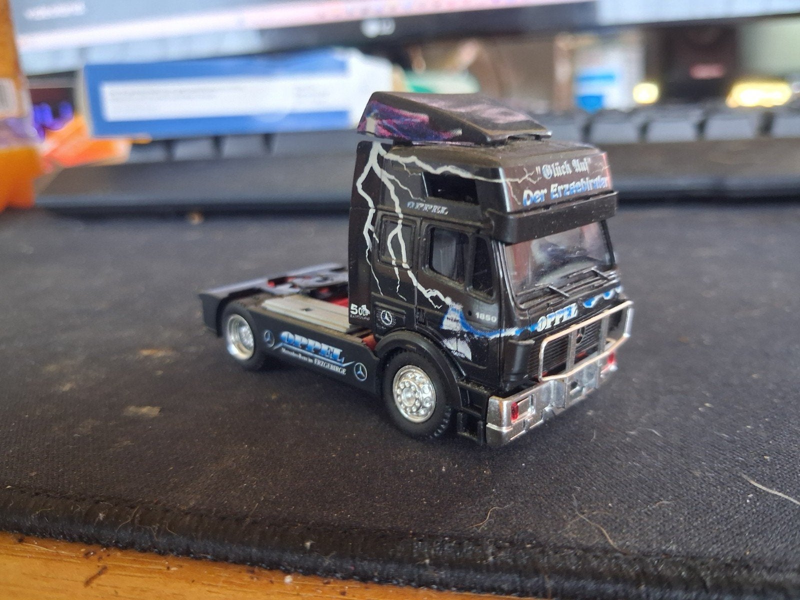 Mercedes-Benz SK 1850 Truck Model, Ophalen of Verzenden, Zo goed als nieuw, Bus of Vrachtwagen, Overige merken