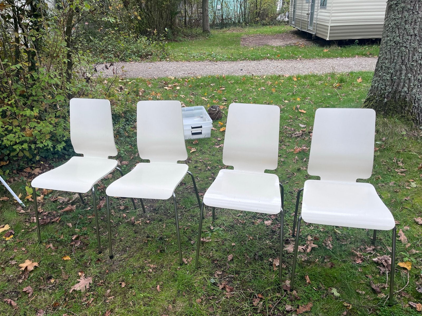 Set van 4 wit/beige Gebruikte vintage Stoelen, Ophalen, Gebruikt, Wit, Vier