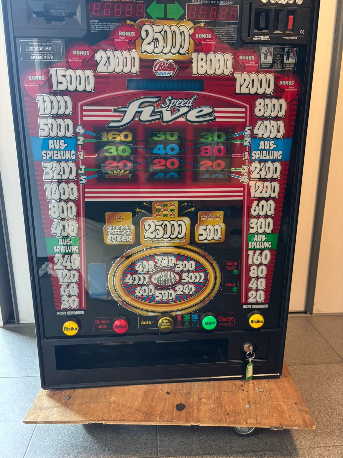 Speelautomaat Bally Wulff, Verzamelen, Euro, Ophalen, Gebruikt, Met sleutels
