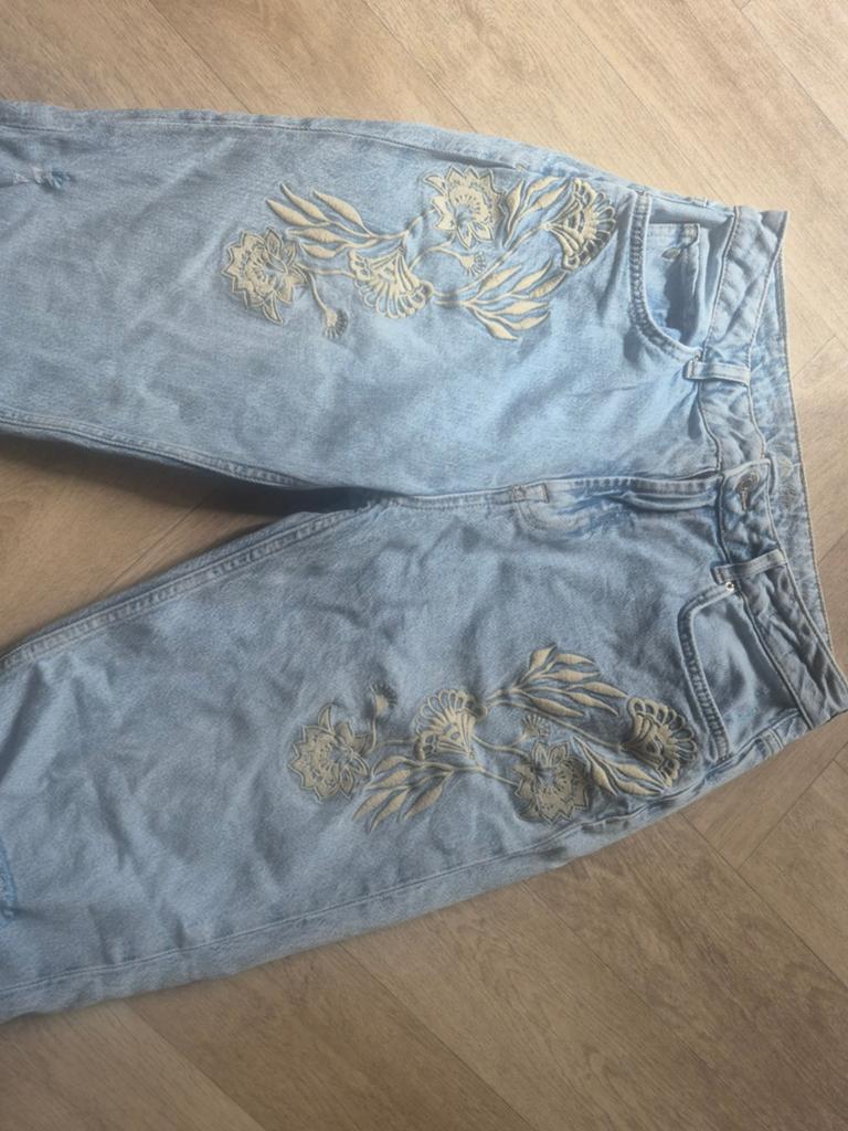 Cotton Club Jeans met borduursel en scheuren, Ophalen of Verzenden
