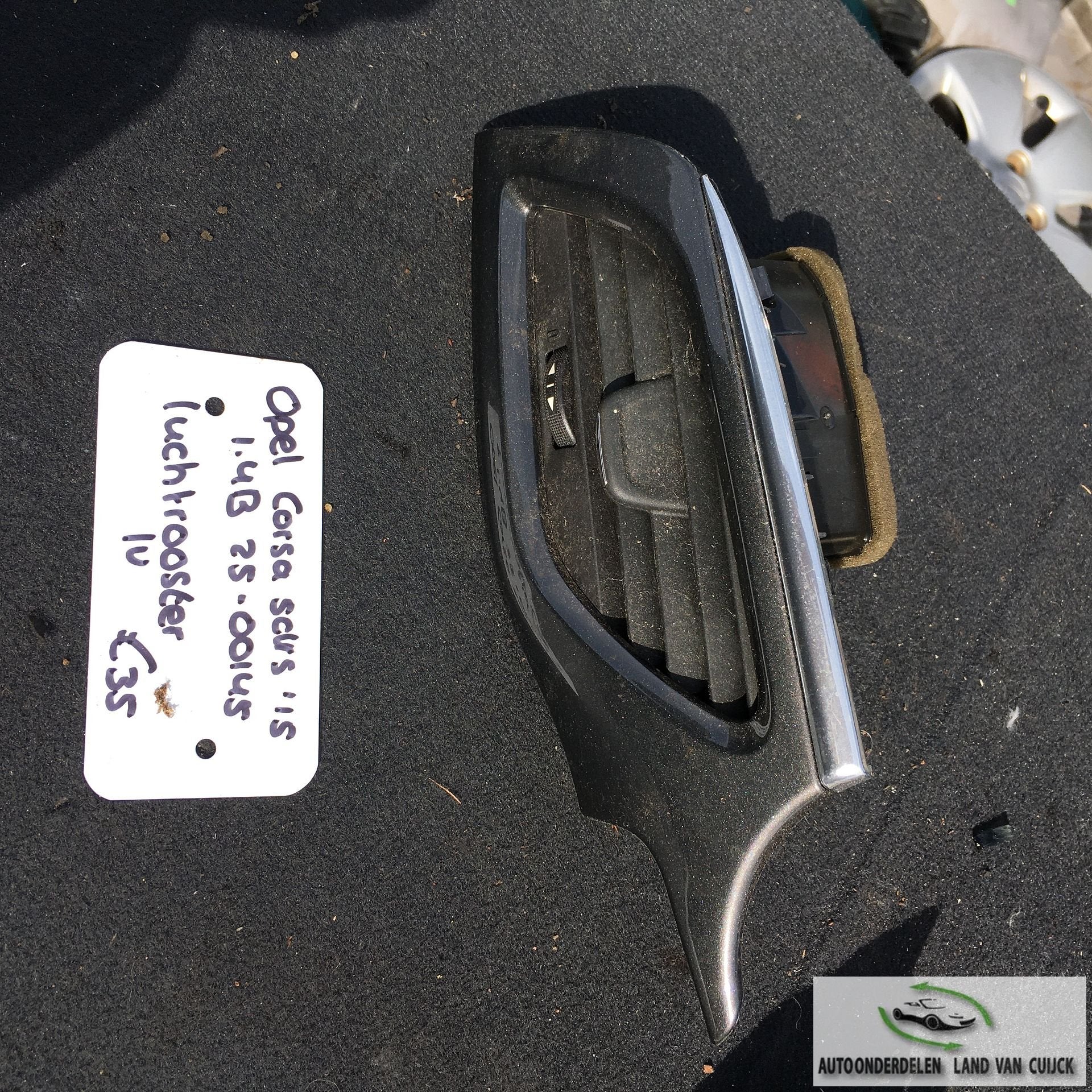 Opel Corsa E 5 drs 1.4B 2500145 2015  Luchtrooster Links of, Gebruikt, -, -, Ophalen of Verzenden