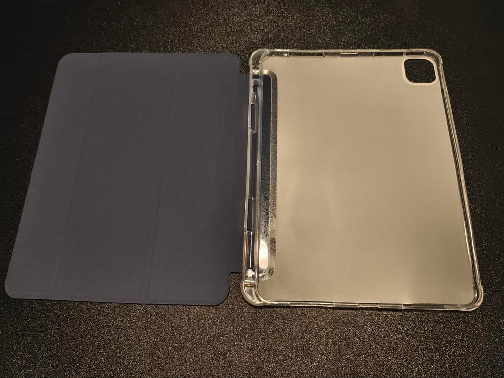 Nieuwe iPad Pro 11 hoesje (2021) - Donkerblauw & Wit, Computers en Software, Apple iPads, Nieuw, Apple iPad Pro, 11 inch, Blauw