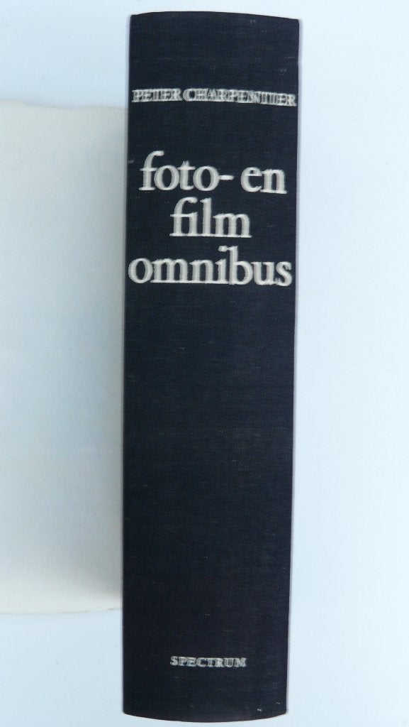 Charpentier, Peter : Foto- en filmomnibus handboek, Boeken, Ophalen of Verzenden, Gelezen, Fotografen