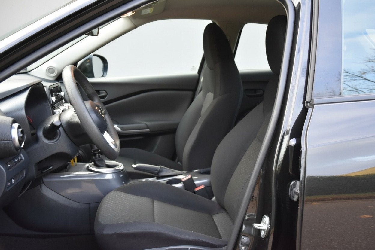 Foto 7 van Nissan Juke 1.0 DIG-T Visia | TREKHAAK (bj 2021)