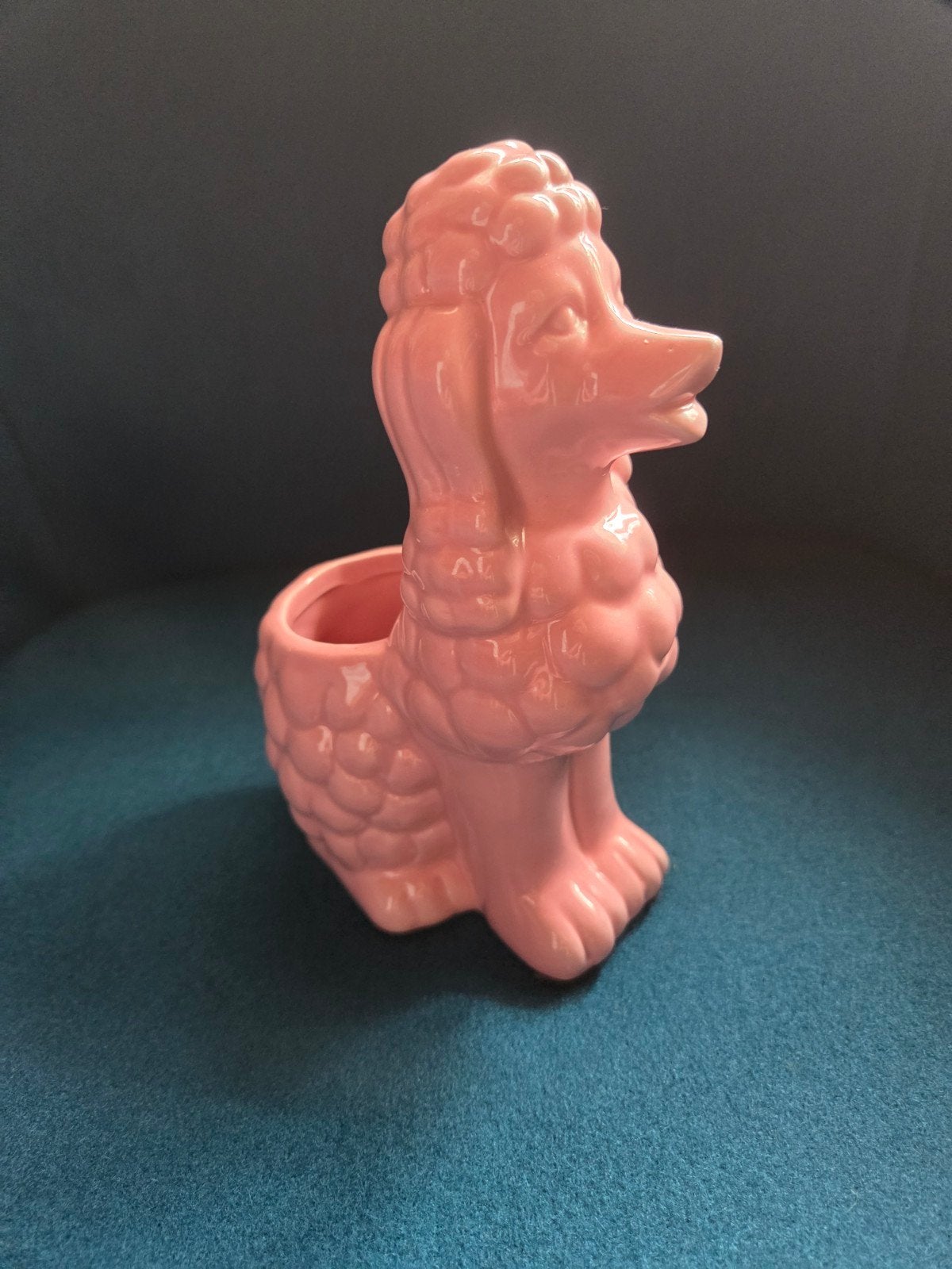 mooie rose keramiek poedel plantenpot, Verzamelen, Ophalen of Verzenden, Zo goed als nieuw, Dier