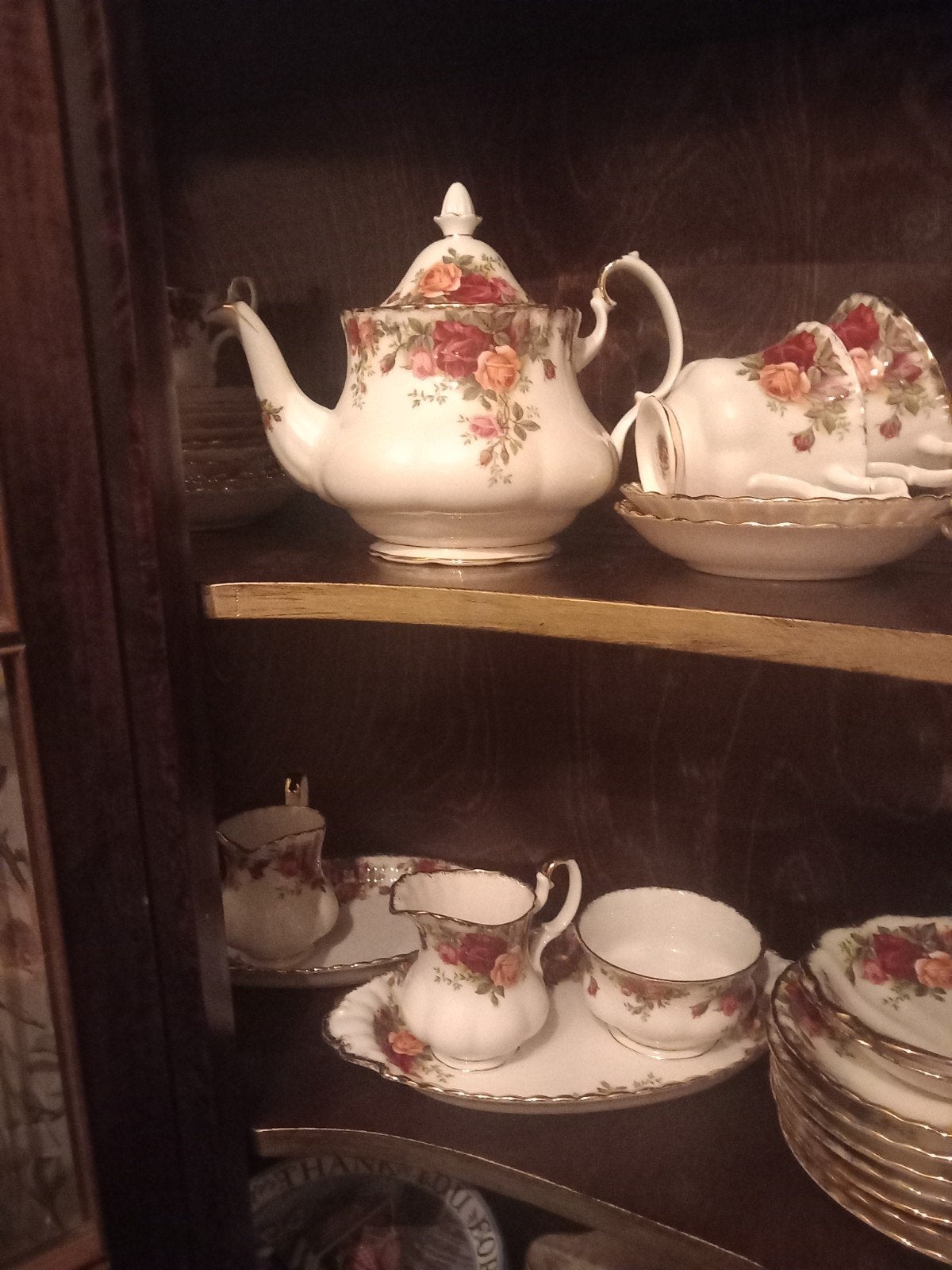 Theepot en Roomstelletje Royal albert, Ophalen