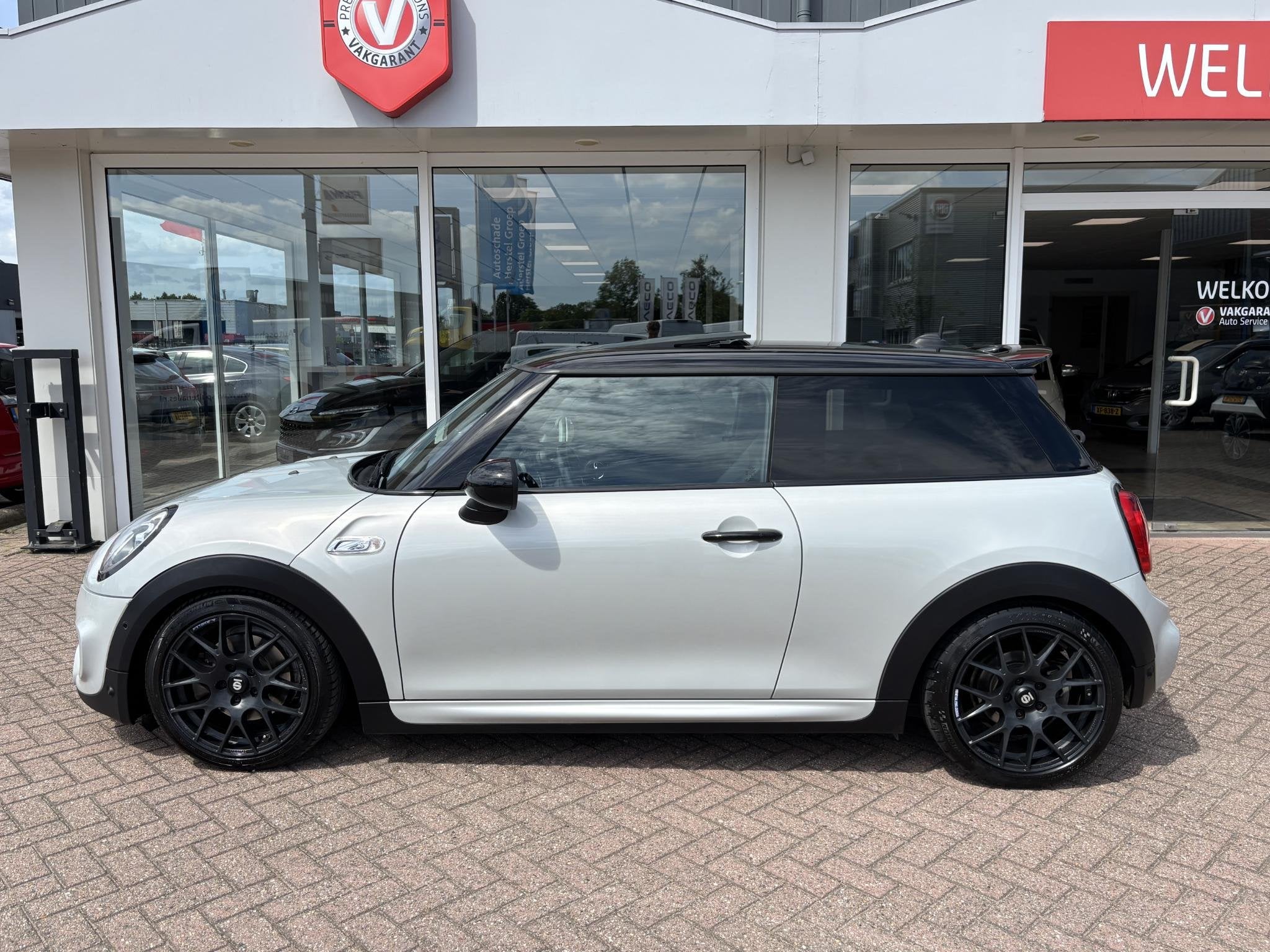 MINI 3-Deurs 2.0 Cooper S Chili Serious Business Schuifdak /, Auto's, 1998 cc, Gebruikt, Euro 6, 4 stoelen