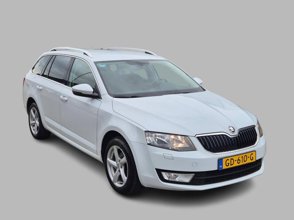 Skoda Octavia Combi 1.2 TSI Greentech Ambition DSG7, Cruise,, Euro 5, Stof, Gebruikt, Zwart