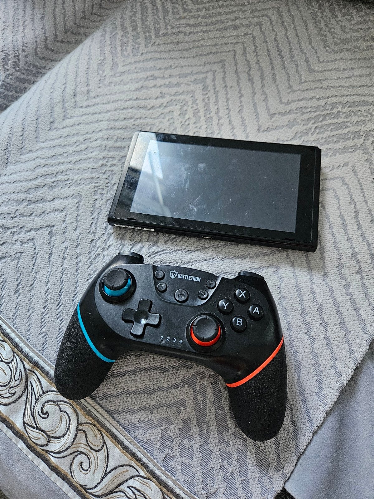 Nintendo Switch met Battletron controller, Ophalen of Verzenden, Gebruikt, Met 1 controller, Switch Original