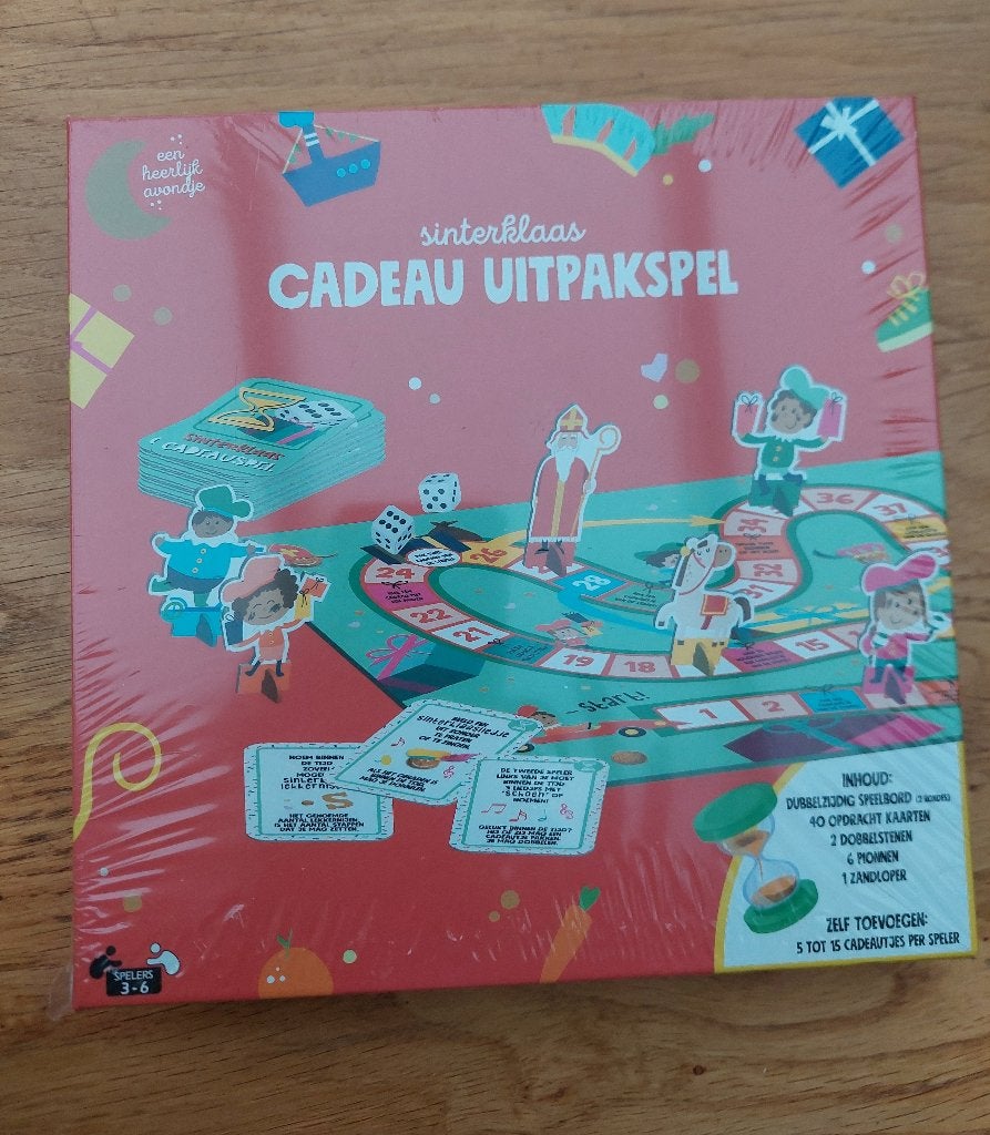 Sinterklaas cadeau uitpakspel, Ophalen of Verzenden, Nieuw