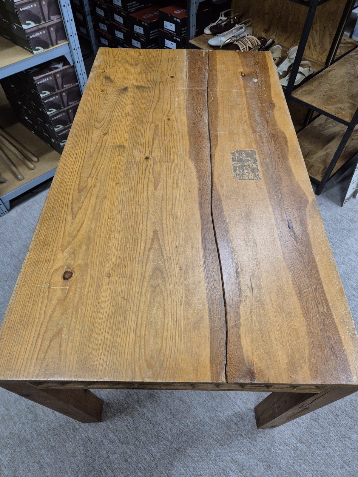 Robuuste houten eettafel - massief en sfeervol, Ophalen, Gebruikt, 100 tot 150 cm, 50 tot 100 cm