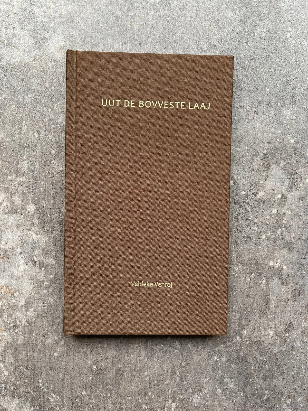 Gedichtenbundel in het dialect van Venray, Ophalen of Verzenden, Zo goed als nieuw