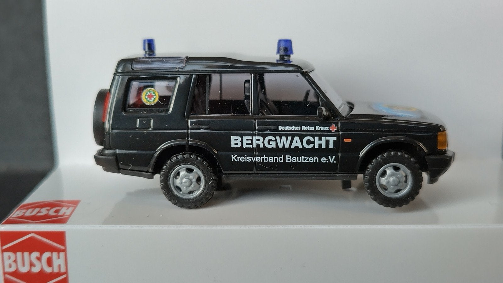 Land Rover Discovery Bergwacht Sachsen 1:87 Busch Pol, Auto, ., Nieuw, Ophalen of Verzenden