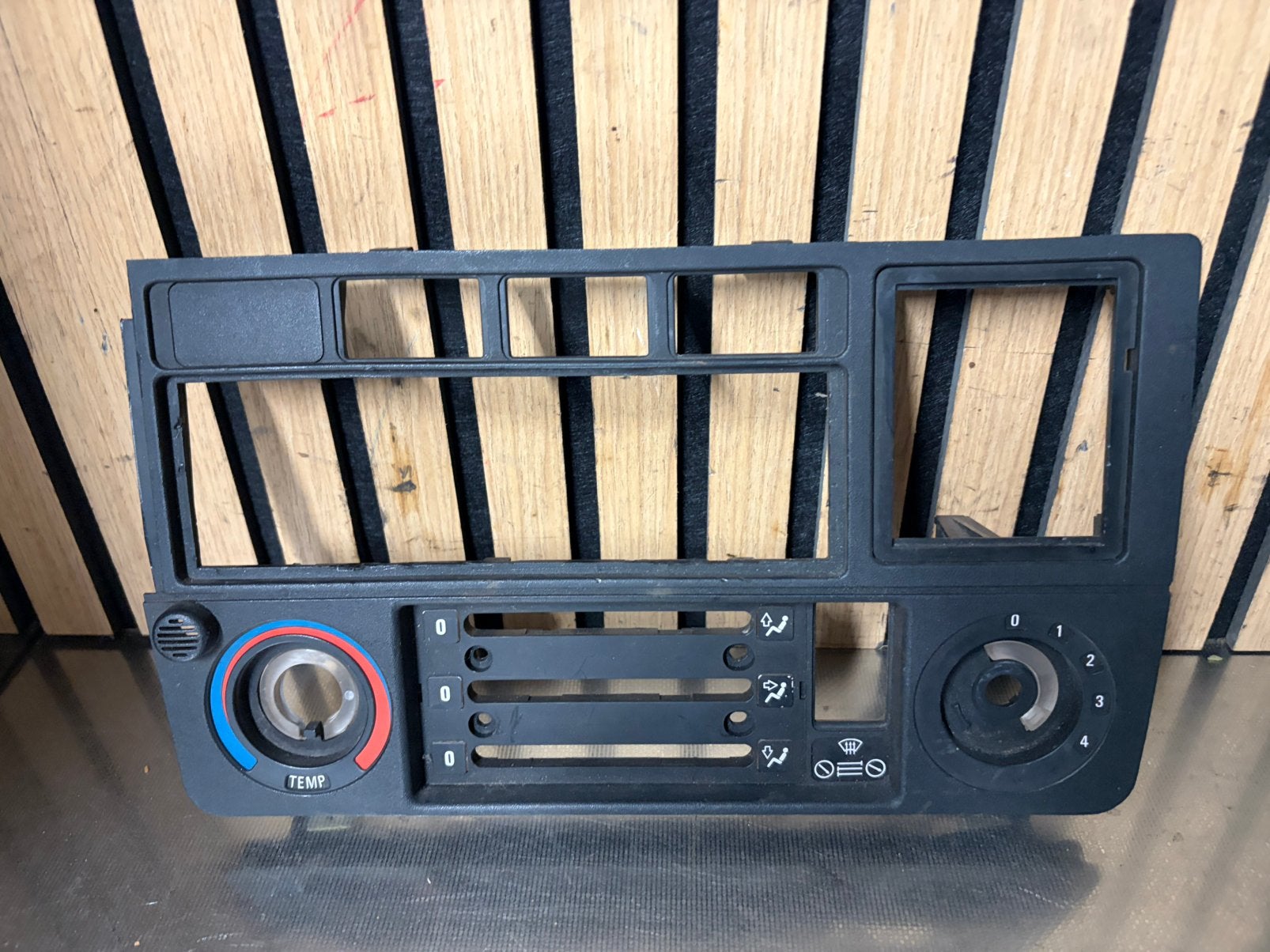 bmw e30 kachel bedienings paneel, Ophalen, Nieuw, BMW